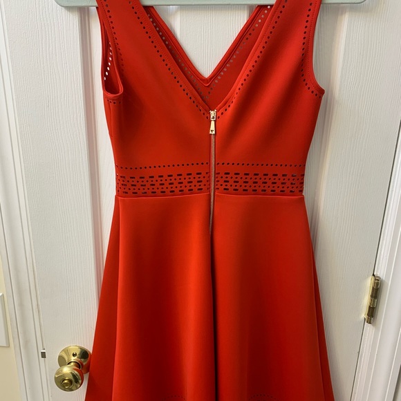 Guess red formal dress - Picture 2 of 4